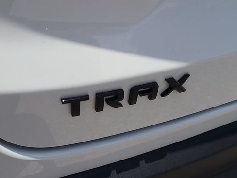 New 2026 Chevrolet Trax LT w/ Midnight Edition FWD image 34