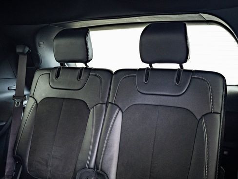 Used 2021 Jeep Grand Cherokee L Laredo image 35