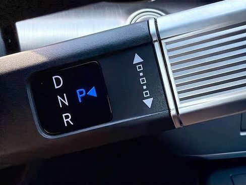 New 2026 Hyundai Kona SEL Premium AWD/4WD image 16