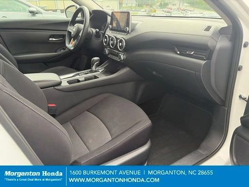 Used 2024 Nissan Sentra SV FWD image 33
