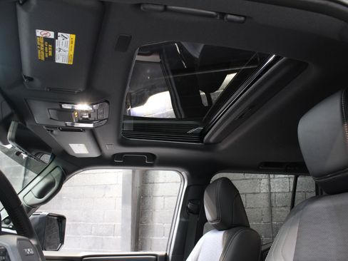 Used 2025 Toyota Land Cruiser image 20