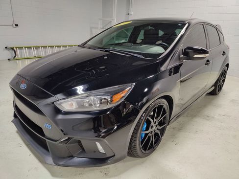 Used 2017 Ford Focus RS AWD/4WD image 15