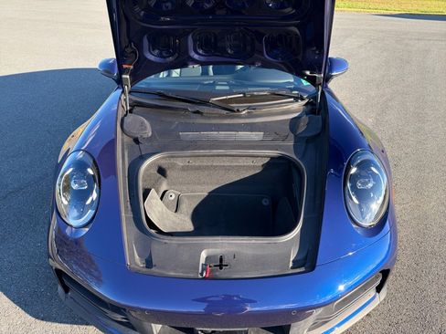 Certified 2025 Porsche 911 Carrera image 17