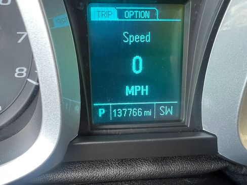 Used 2015 Chevrolet Equinox LT FWD image 8