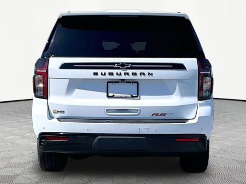 Used 2024 Chevrolet Suburban RST w/ Luxury Package AWD/4WD image 5
