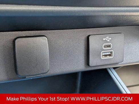Used 2025 Ford Maverick XLT w/ XLT Luxury Package FWD image 20