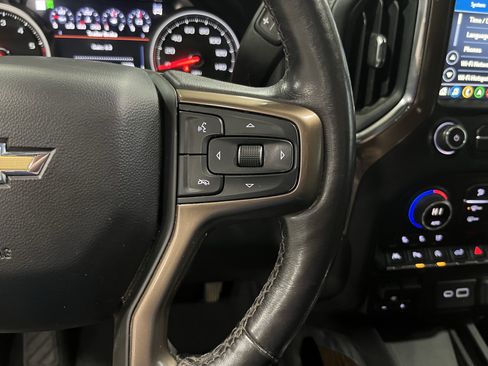 Used 2021 Chevrolet Silverado 1500 High Country w/ Technology Package image 22