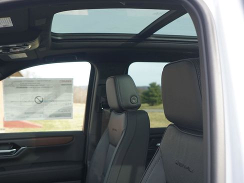 New 2026 GMC Yukon XL Denali w/ Sun & Power Step Package image 25