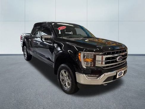 Used 2023 Ford F150 Lariat w/ Trailer Tow Package image 10