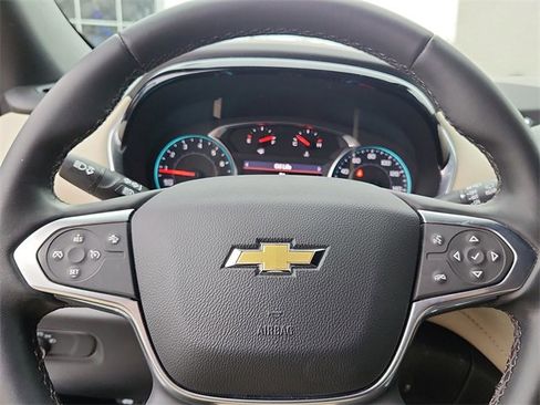 Certified 2023 Chevrolet Traverse LT image 18