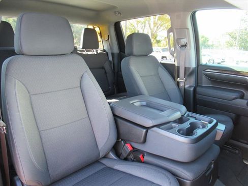 Used 2024 GMC Sierra 1500 Elevation image 11