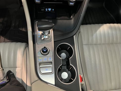 Used 2020 Genesis G70 3.3T w/ Elite Package AWD/4WD image 20