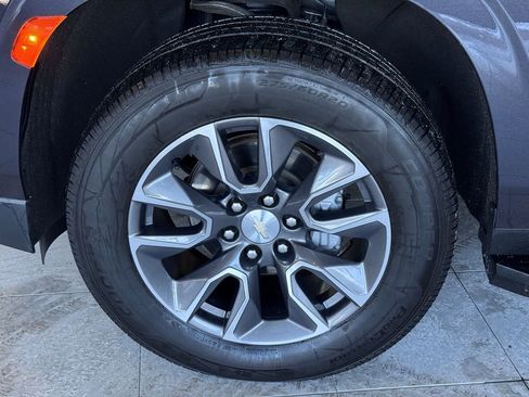 Used 2023 Chevrolet Tahoe LS AWD/4WD image 4