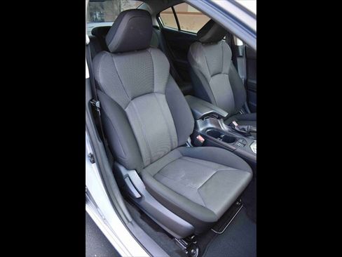 Used 2021 Subaru Impreza Premium image 31