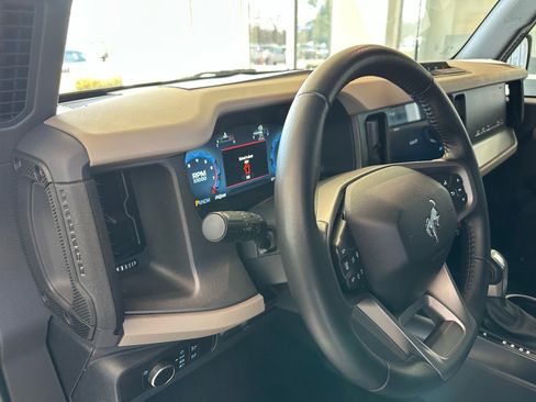 Certified 2025 Ford Bronco Big Bend image 21