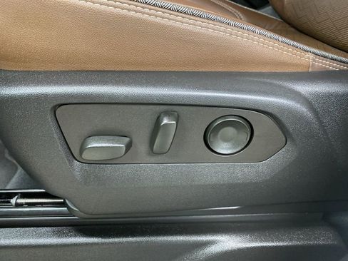 Certified 2022 Chevrolet Tahoe High Country image 42