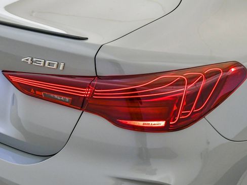 Used 2025 BMW 430i 430i w/ M Sport Package image 12