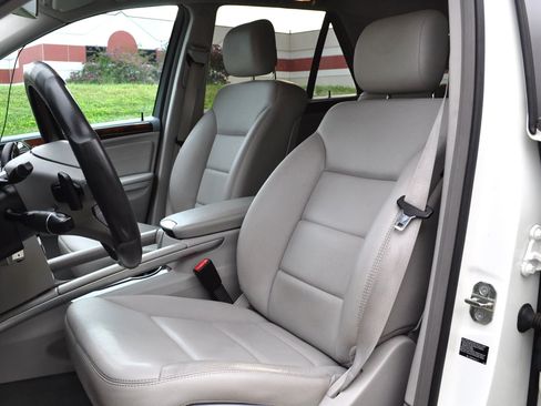 Used 2010 Mercedes-Benz ML 350 4MATIC image 7