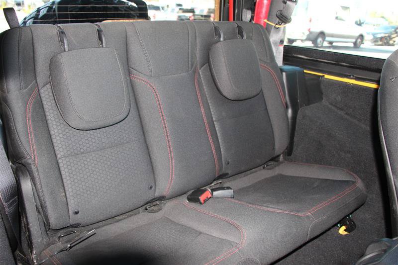 Used 2018 Jeep Wrangler Rubicon AWD/4WD image 19
