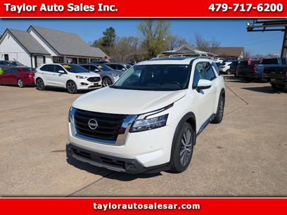 Used 2022 Nissan Pathfinder Platinum w/ Cargo Package