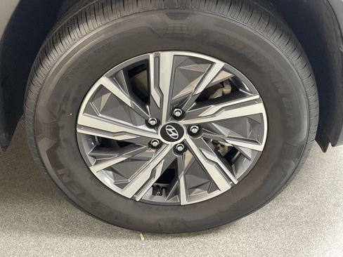 Used 2024 Hyundai Tucson Blue AWD/4WD image 8