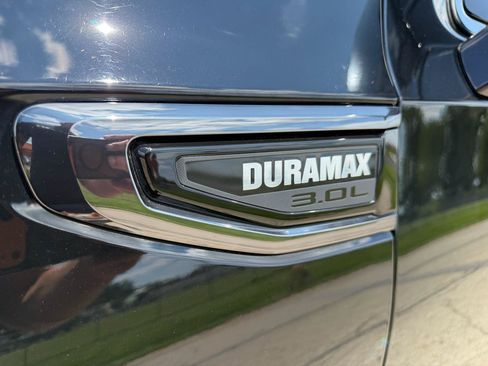 Used 2023 GMC Yukon XL Denali Ultimate AWD/4WD image 14