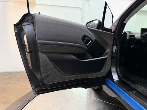 Used 2017 BMW i3 w/ Range Extender image 12