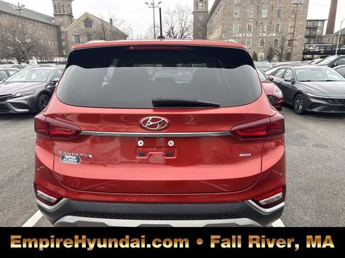 Used 2020 Hyundai Santa Fe SE image 4