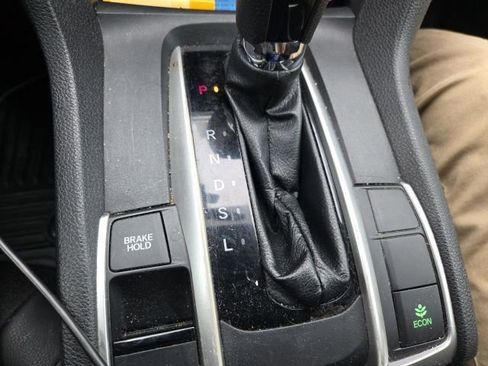 Used 2018 Honda Civic LX image 5