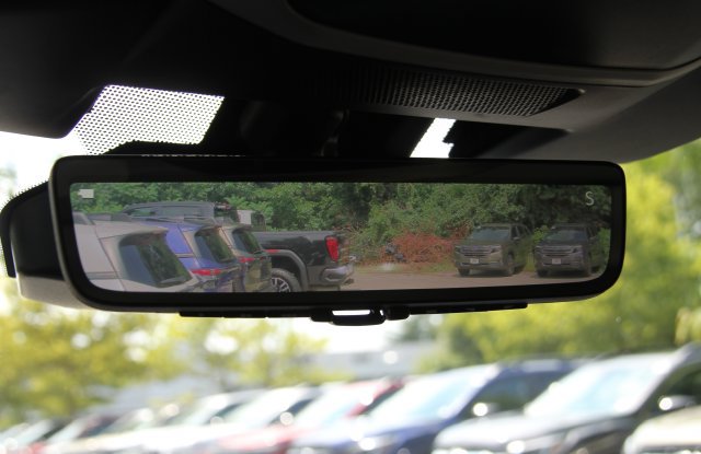 Used 2024 Subaru Outback Touring XT AWD/4WD image 32
