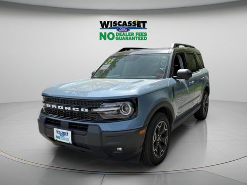 Certified 2025 Ford Bronco Sport Outer Banks w/ Outer Banks Tech Package+ AWD/4WD image 25