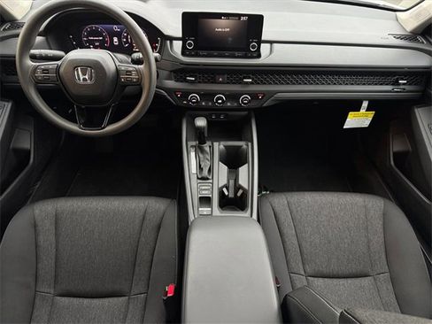 Used 2025 Honda Accord SE image 4