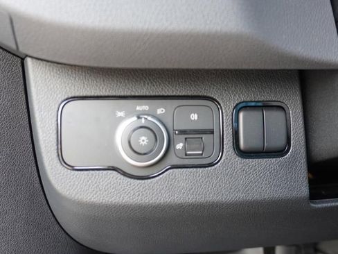 Used 2024 Mercedes-Benz Sprinter 4500 image 20