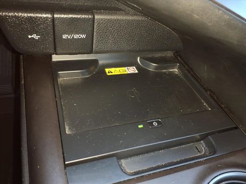 Used 2023 Toyota Camry XSE image 28