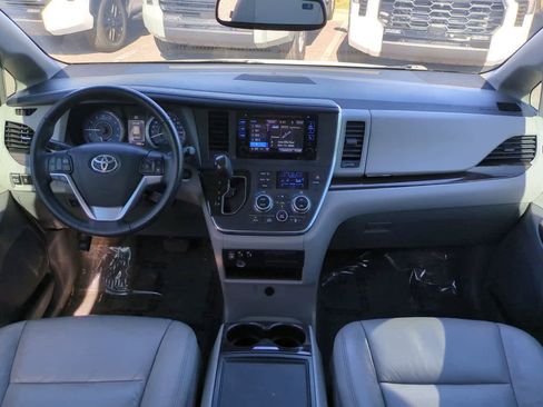 Certified 2016 Toyota Sienna XLE w/ XLE Navigation Package FWD image 15