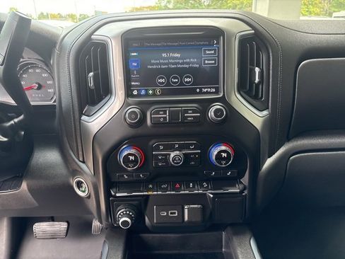 Used 2022 Chevrolet Silverado 1500 RST w/ Z71 Off-Road Package image 16