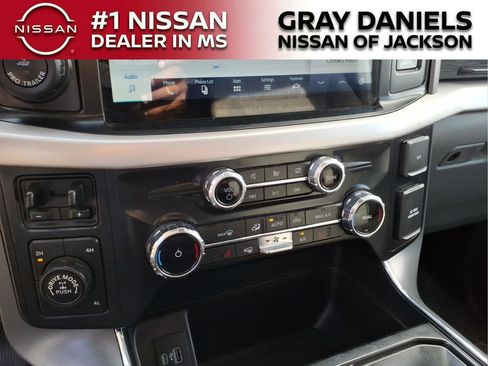 Used 2022 Ford F150 XLT w/ Equipment Group 302A High image 16