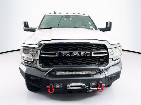 Used 2022 RAM 3500 Tradesman image 2