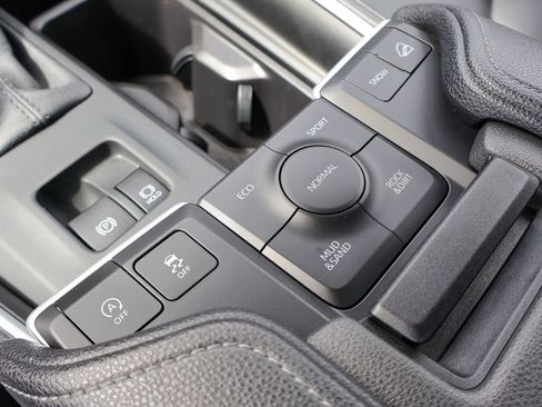 Used 2025 Toyota Grand Highlander XLE image 18