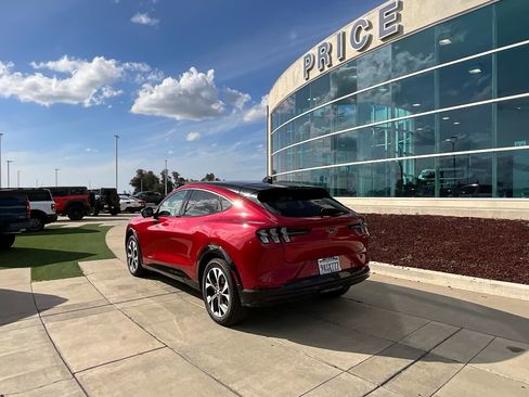 Used 2022 Ford Mustang Mach-E Premium image 8