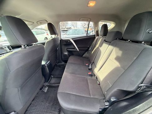 Used 2018 Toyota RAV4 LE w/ All Weather Liner Package image 22