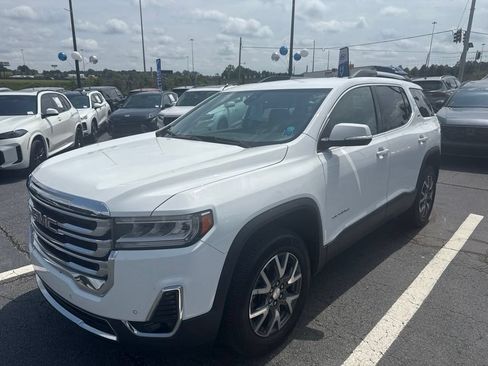 Used 2023 GMC Acadia SLT FWD image 1