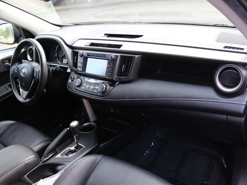 Used 2013 Toyota RAV4 Limited AWD/4WD image 17