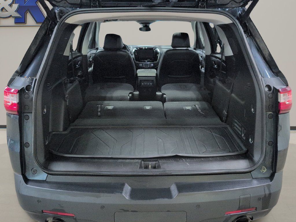 Used 2019 Chevrolet Traverse LT w/ LPO, Black Accent Package AWD/4WD image 29