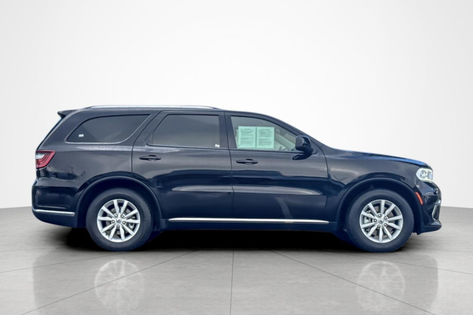 Used 2021 Dodge Durango SXT RWD image 6