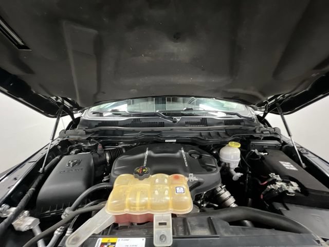 Used 2019 RAM 1500 Laramie w/ Convenience Group AWD/4WD image 30