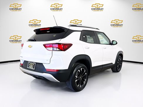Used 2023 Chevrolet TrailBlazer LT FWD image 7