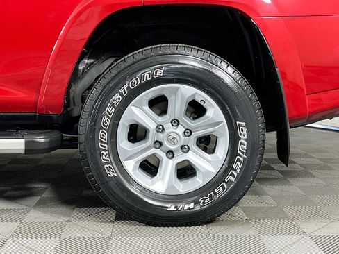 Used 2018 Toyota 4Runner SR5 image 30