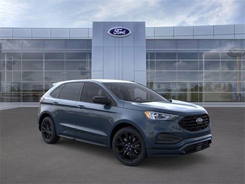 New 2024 Ford Edge SE w/ Black Appearance Package image 29