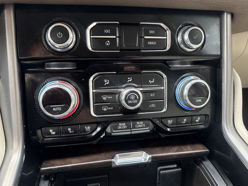 Used 2022 GMC Yukon Denali w/ Max Trailering Package image 21